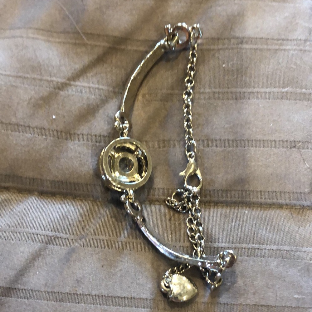 Rhinestone center stone silver tone bracelet. Well made channel set detail - Picture 7 of 7